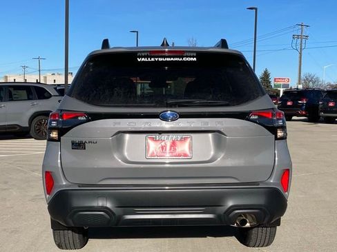 New 2026 Subaru Forester Premium w/ Base/Premium Package image 4