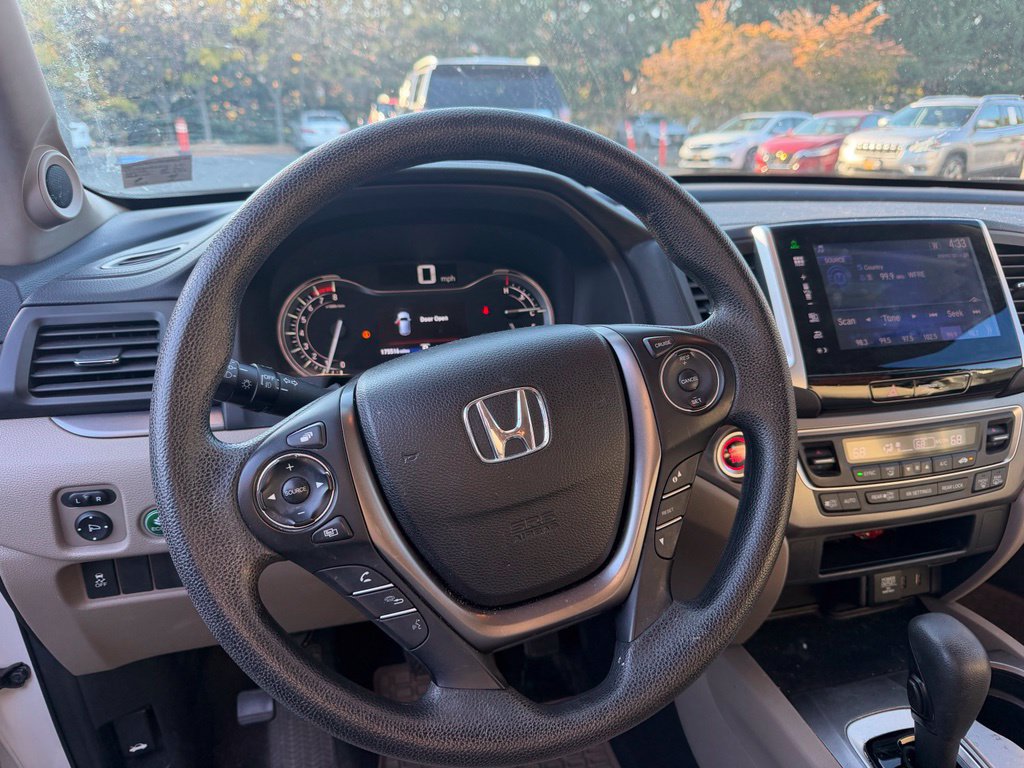 Used 2016 Honda Pilot EX image 12