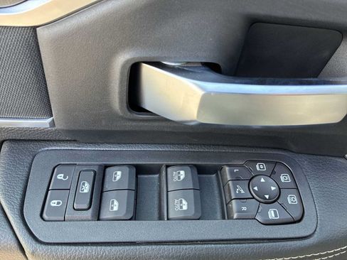 New 2026 RAM 2500 Big Horn AWD/4WD image 15