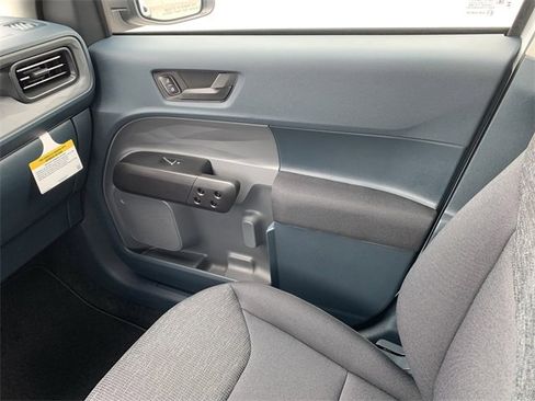 New 2025 Ford Maverick XL w/ Equipment Group 102A image 18