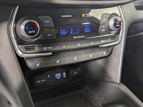 Used 2020 Hyundai Santa Fe Limited image 19