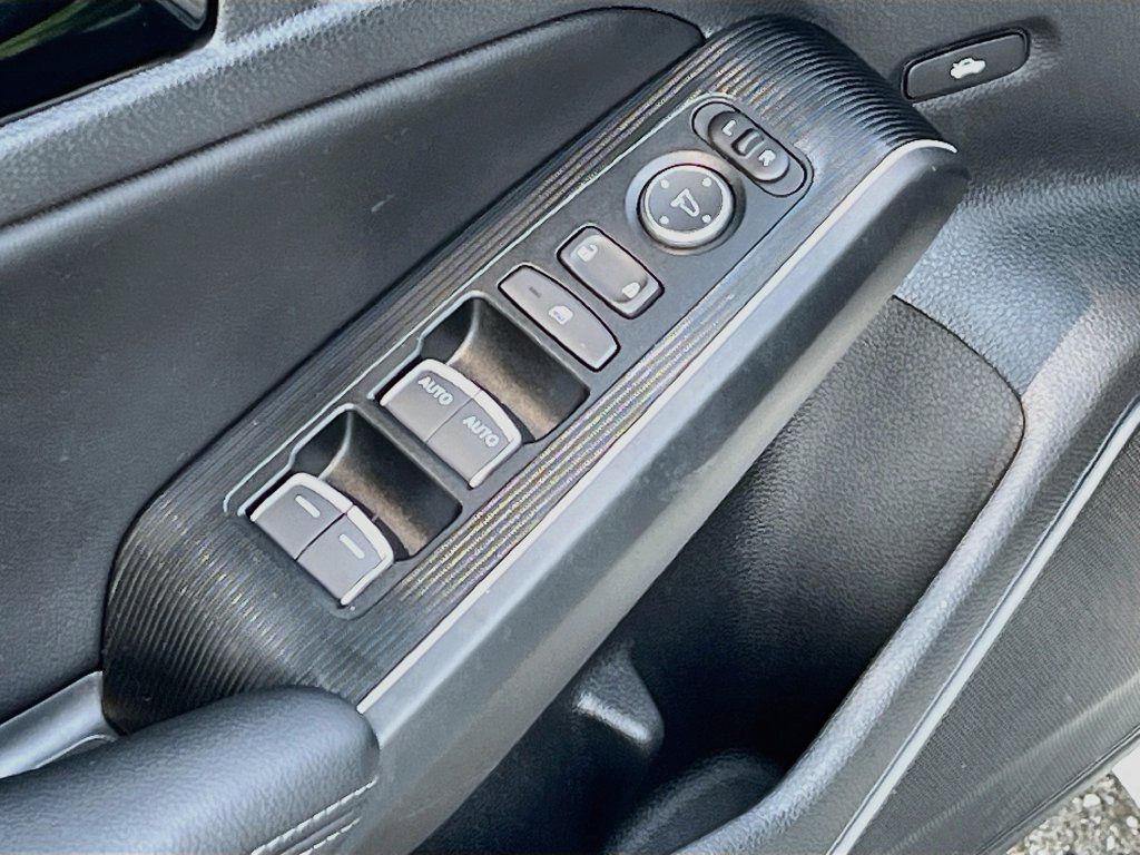 Used 2025 Honda Civic Sport Touring image 18