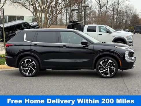 Used 2023 Mitsubishi Outlander SEL image 4