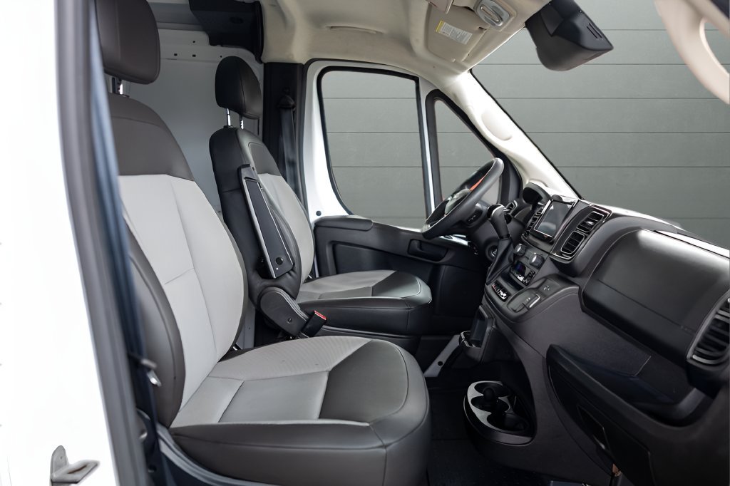 Used 2025 RAM ProMaster 2500 w/ Convenience Group FWD image 42