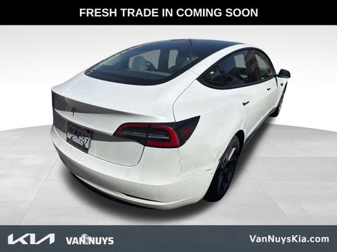 Used 2022 Tesla Model 3 RWD image 3