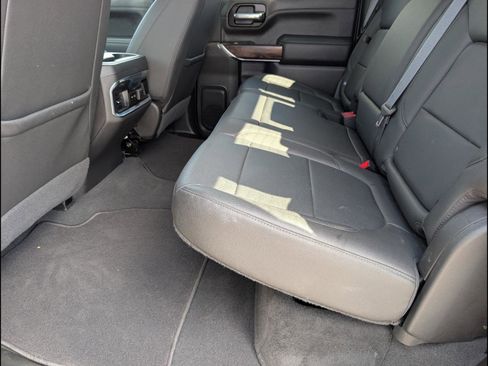 Used 2022 GMC Sierra 1500 SLT w/ SLT Convenience Package AWD/4WD image 12