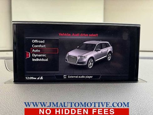 Used 2017 Audi Q7 3.0T Premium Plus image 32