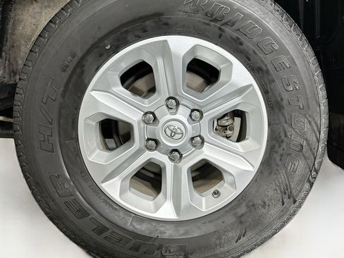 Used 2024 Toyota 4Runner SR5 Premium w/ Moonroof Package image 11