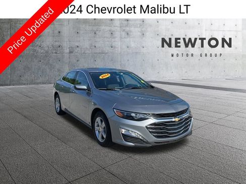 Used 2024 Chevrolet Malibu LT FWD image 1