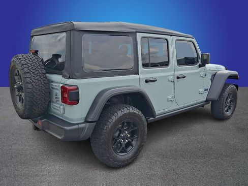 Used 2024 Jeep Wrangler Unlimited AWD/4WD image 4