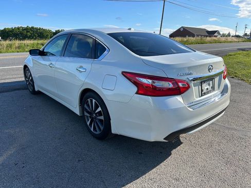 Used 2017 Nissan Altima 2.5 SV FWD image 8