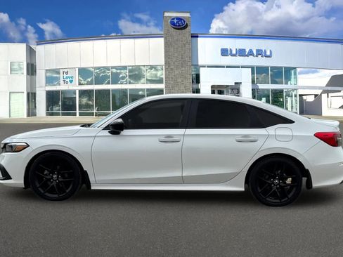 Used 2023 Honda Civic Sport image 9