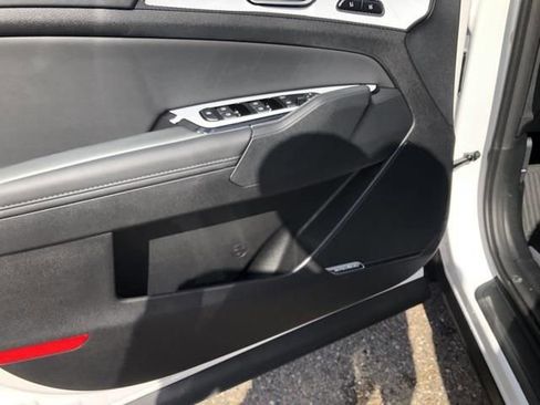 New 2025 Kia Sportage SX FWD image 12