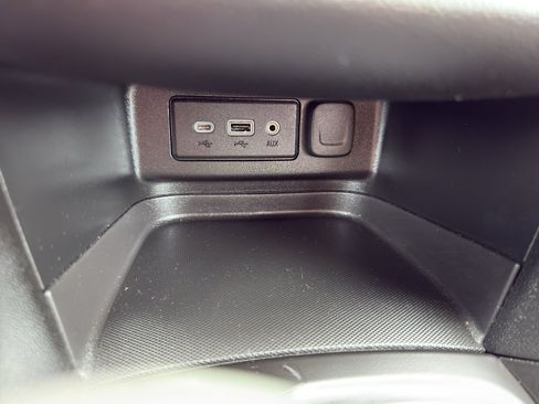 Used 2022 Chevrolet Equinox RS image 20