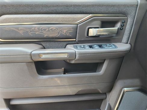 New 2026 RAM 2500 Limited image 16
