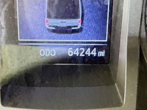 Used 2019 Toyota Tacoma SR5 image 16