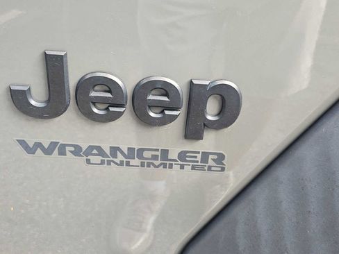 Used 2020 Jeep Wrangler Unlimited Sport AWD/4WD image 25