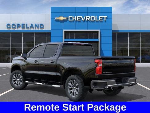 New 2026 Chevrolet Silverado 1500 LT w/ Z71 Off-Road Package AWD/4WD image 4