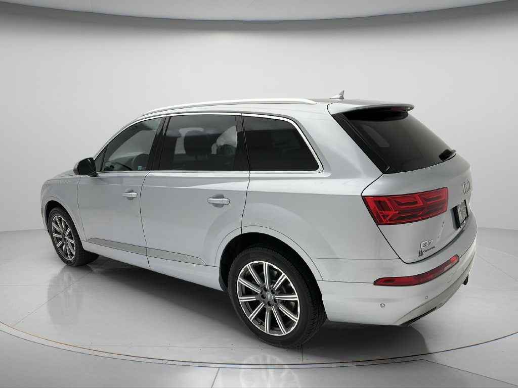 Used 2019 Audi Q7 3.0T Prestige AWD/4WD image 4