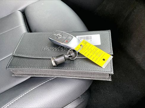 Certified 2025 Mercedes-Benz GLA 250 image 15