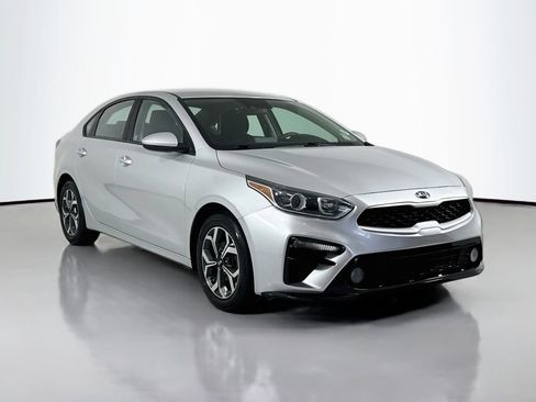 Used 2021 Kia Forte LXS FWD image 4