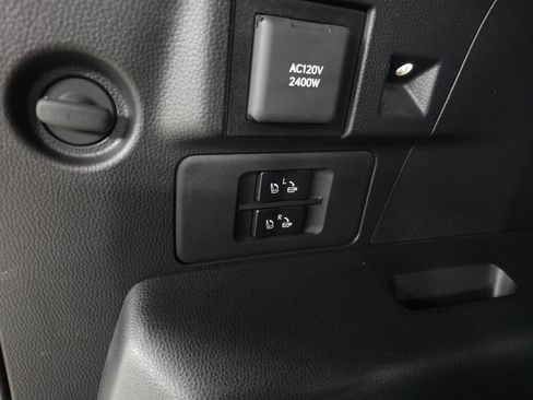 Certified 2025 Lexus LX 700h Overtrail AWD/4WD image 9
