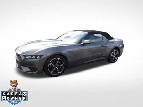 Used 2024 Ford Mustang Premium RWD image 9