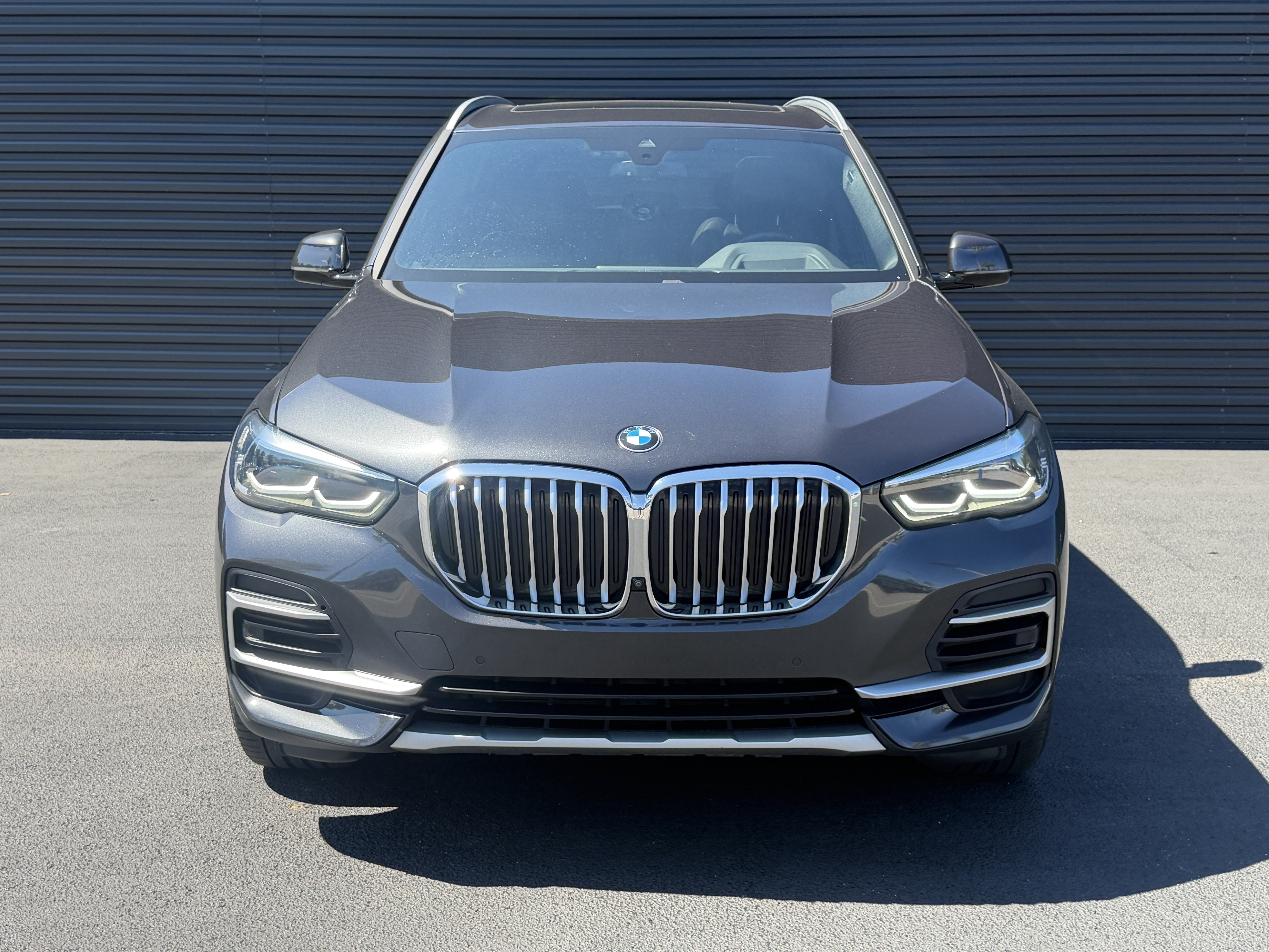 Used 2023 BMW X5 xDrive40i w/ Premium Package AWD/4WD image 6