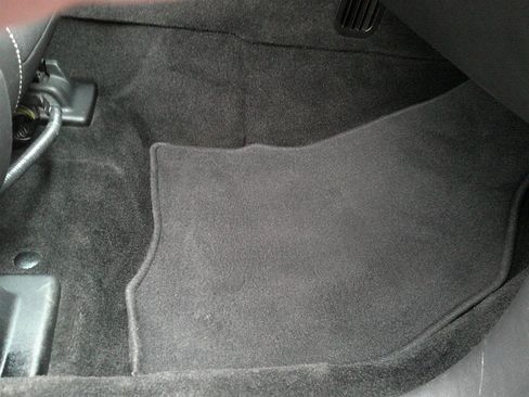 Used 2011 Ford Taurus SEL w/ 201A Rapid Spec Order Code image 18