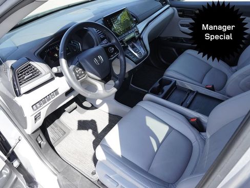 Used 2023 Honda Odyssey Touring image 19