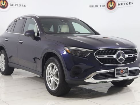 Used 2023 Mercedes-Benz GLC 300 4MATIC w/ Pinnacle Trim Package image 22