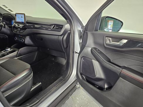 Used 2023 Ford Escape ST-Line AWD/4WD image 10