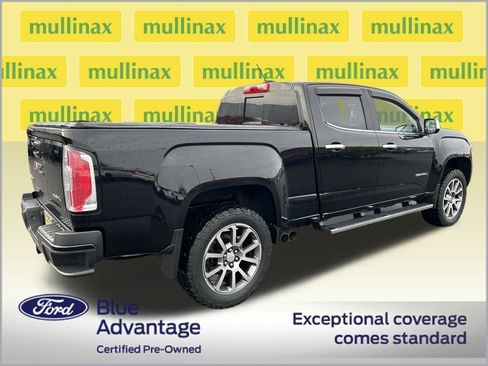 Used 2017 GMC Canyon Denali image 3