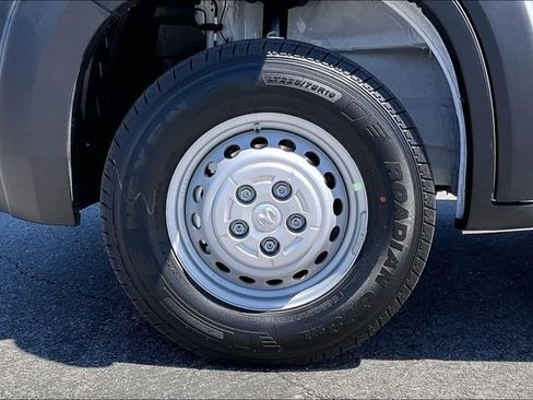 New 2026 RAM ProMaster 2500 w/ Premium Convenience Group FWD image 10