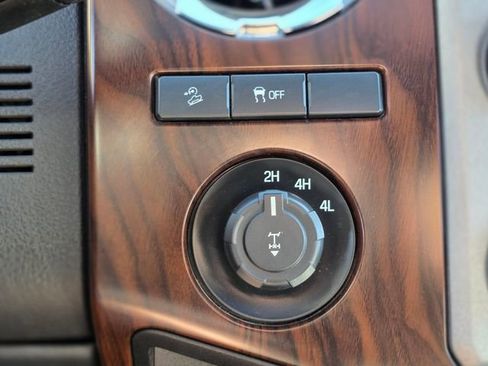 Used 2015 Ford F350 Lariat w/ Lariat Ultimate Package image 34