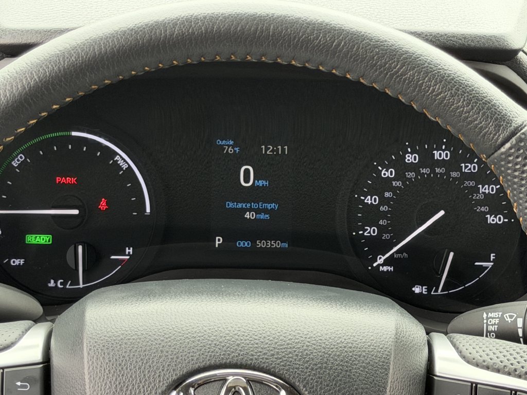 Used 2024 Toyota Sienna XLE Woodland Edition AWD/4WD image 17