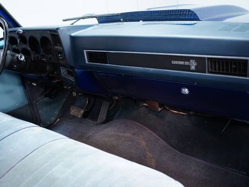 Used 1987 GMC Sierra 1500 2WD Regular Cab image 36