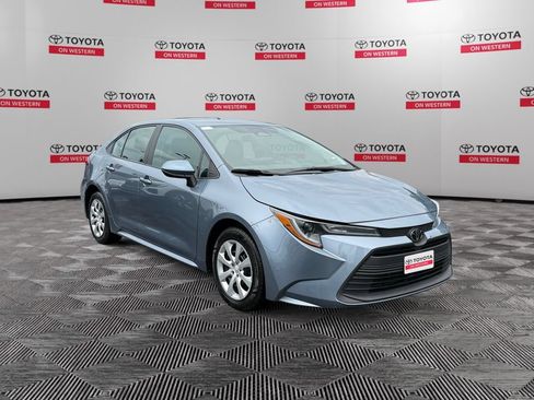 Used 2024 Toyota Corolla LE FWD image 3