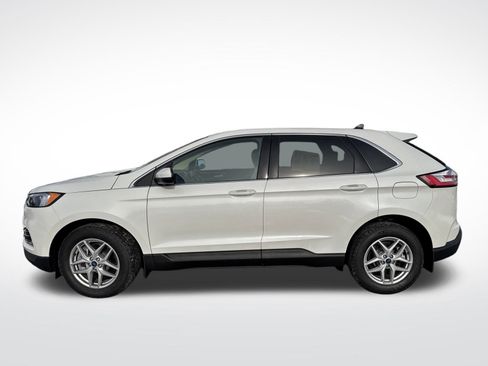 Used 2024 Ford Edge SEL image 15