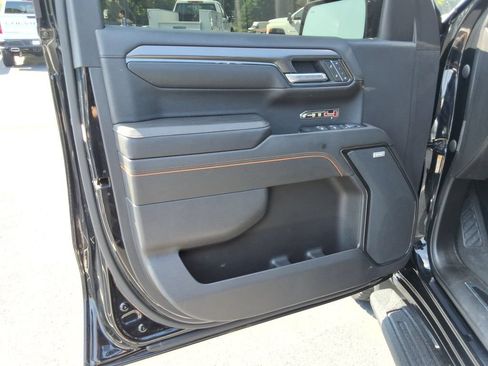 Certified 2022 GMC Sierra 1500 AT4 w/ AT4 Premium Package AWD/4WD image 24