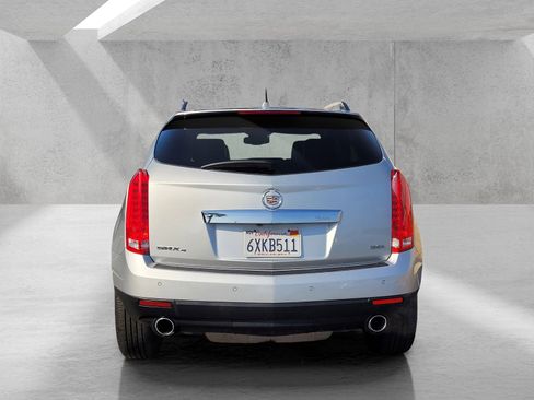 Used 2012 Cadillac SRX Luxury image 5