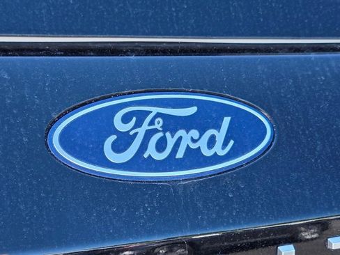 Used 2025 Ford Expedition Max Active AWD/4WD image 17
