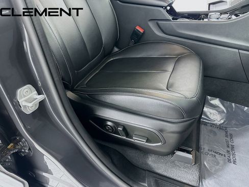 Used 2023 Jeep Grand Cherokee L Limited w/ Trailer Tow Group (B) image 35