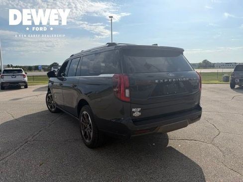 Used 2025 Ford Expedition Max King Ranch AWD/4WD image 11