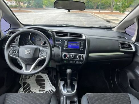 Used 2015 Honda Fit LX image 26