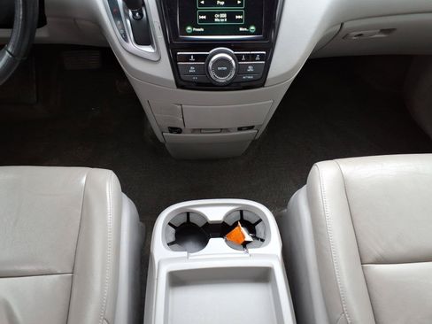 Used 2015 Honda Odyssey EX-L image 17