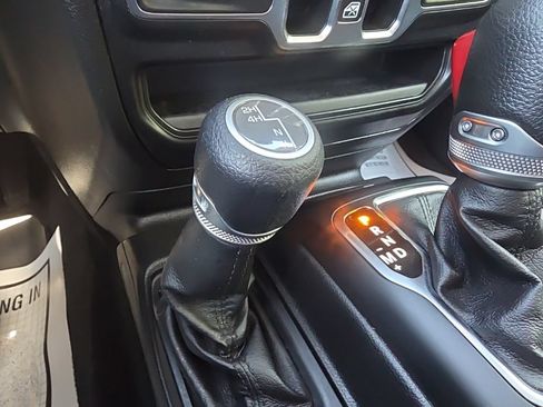 Used 2022 Jeep Gladiator Sport AWD/4WD image 28