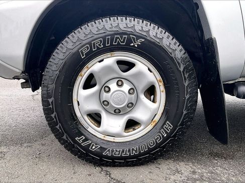 Used 2012 Toyota Tacoma 4x4 Access Cab V6 w/ SR5 Pkg image 22
