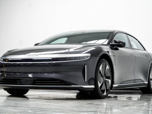 Used 2024 Lucid Air Touring AWD/4WD image 12