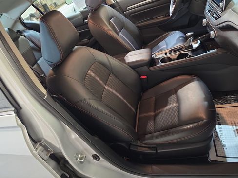 Used 2025 Nissan Altima 2.5 SR AWD/4WD image 24